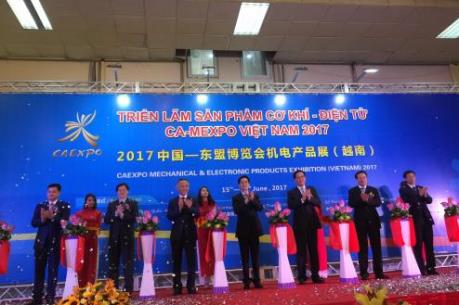 Khai mạc Triển lãm sản phẩm Cơ khí-Điện tử "CA-MEXPO Vietnam 2017"