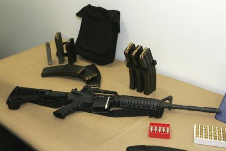 Australia siết chặt kiểm soát vũ khí nóng