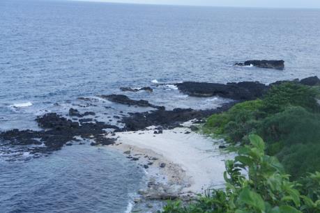 Cứu sống 10 thuyền viên gặp nạn trên vùng biển đảo Cồn Cỏ