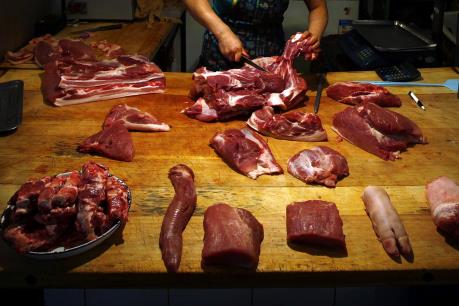 Nhu cầu thịt lợn tại Trung Quốc đang đi xuống