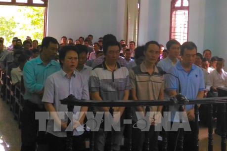 Xét xử sơ thẩm 7 Thanh tra giao thông nhận hối lộ gần 4 tỷ đồng