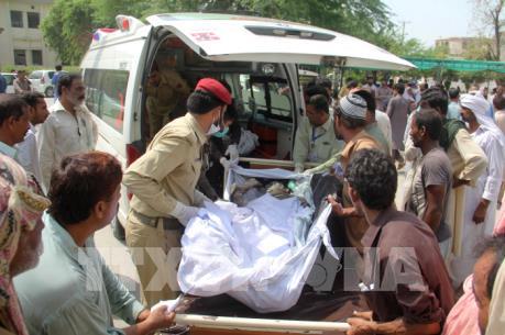 Vụ cháy xe bồn chở dầu tại Pakistan: Số người thiệt mạng tiếp tục tăng thêm