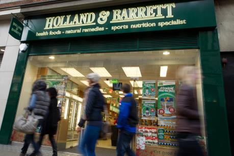 Tỷ phú Nga thâu tóm Tập đoàn Holland & Barrett của Anh