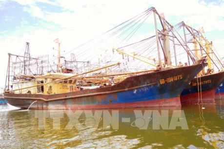 Ngư dân và đơn vị đóng tàu đồng thuận phương án sửa chữa tàu vỏ thép bị hư hỏng
