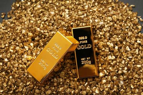 Giá vàng thế giới rơi xuống mức thấp nhất trong sáu tuần
