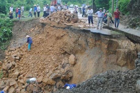 Cảnh báo: Mưa lớn kéo dài, nguy cơ xảy ra lũ quét, sạt lở đất