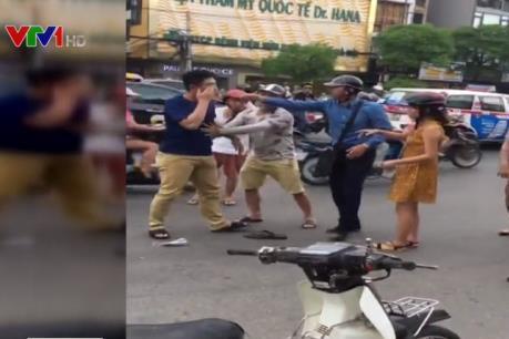 Khởi tố vụ hành hung người nước ngoài sau khi va chạm giao thông