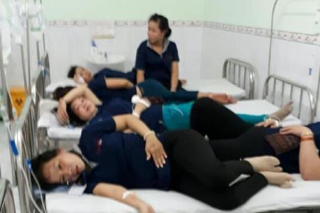 Bình Dương: Gần 200 công nhân nhập viện nghi do ngộ độc thực phẩm
