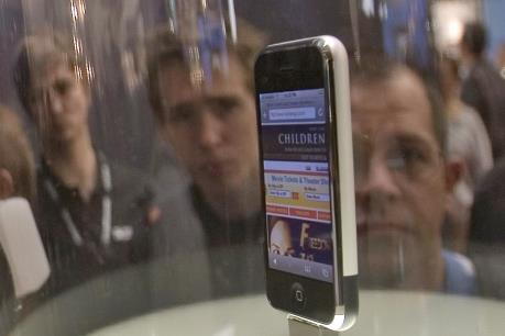 Sinh nhật lần thứ 10 ngọt ngào của iPhone