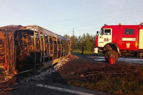 Tai nạn giao thông nghiêm trọng ở Nga làm 25 người thương vong