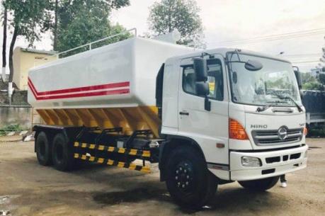 Tạm giữ hình sự 4 đối tượng nhiều lần “rút ruột” hàng trong quá trình vận chuyển