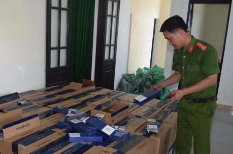 Long An: Thực hiện giải pháp đồng bộ chống buôn lậu thuốc lá