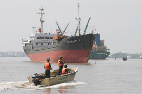 Ban hành Nghị định quy định về bảo vệ an ninh, trật tự tại cửa khẩu cảng