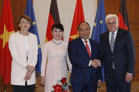 Thủ tướng Nguyễn Xuân Phúc hội kiến Tổng thống CHLB Đức