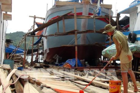 Nâng cao trách nhiệm trả nợ của ngư dân vay vốn đóng tàu 67