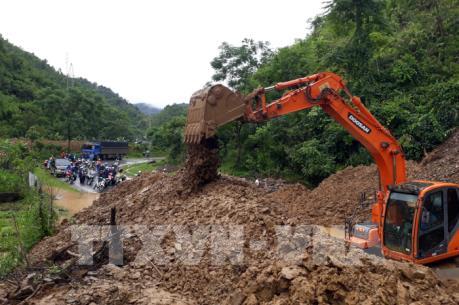 Sạt lở trên Quốc lộ 3 đoạn qua Bắc Kạn