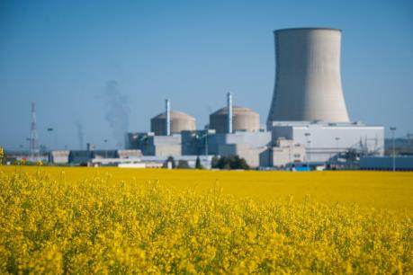 Pháp có thể phải đóng cửa 17 lò phản ứng hạt nhân