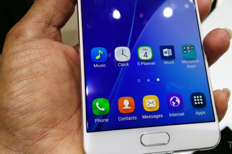 Samsung “trình làng” điện thoại tầm trung Galaxy A7