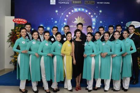 Tiếp viên Vietnam Airlines gây ấn tượng tại vòng 2 Hội thi Tiếp viên thanh lịch