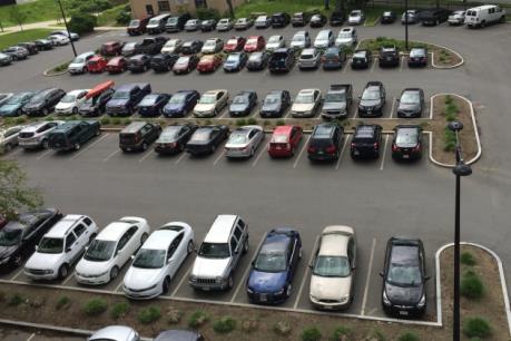 INRIX: Việc đỗ xe tiêu tốn của các tài xế tiền tỷ