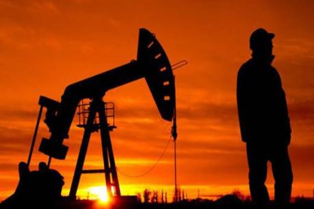 Giá dầu châu Á đi xuống trong phiên cuối tuần