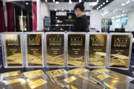 Vàng châu Á hướng đến tuần tăng giá mạnh nhất từ đầu tháng 6/2017