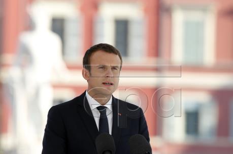 Tổng thống Pháp E.Macron hy vọng Mỹ thay đổi quan điểm đối với Hiệp định Paris