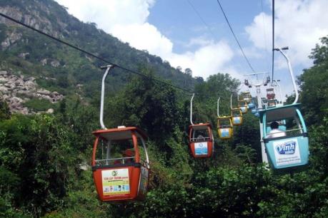 Hơn 350 tỷ đồng hiện đại hoá hệ thống cáp treo, máng trượt lên núi Bà Đen