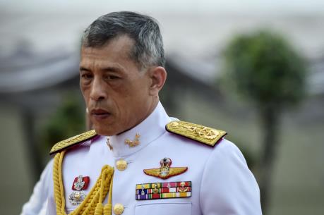 Nhà Vua Thái Lan toàn quyền kiểm soát tài sản Hoàng gia