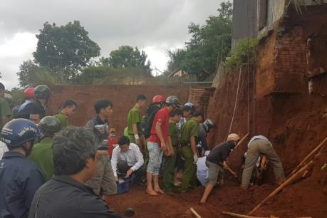 Đắk Nông: Tai nạn lao động làm một người bị đất chôn vùi