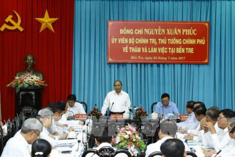 Thủ tướng Nguyễn Xuân Phúc: Bến Tre cần ưu tiên quỹ đất cho các nhà đầu tư