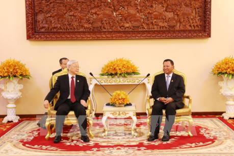 Tổng Bí thư Nguyễn Phú Trọng hội kiến Chủ tịch Thượng viện Vương quốc Campuchia