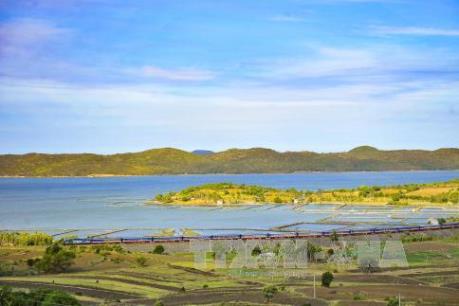 Xác định trách nhiệm trong quản lý, bảo tồn thắng cảnh đầm Ô Loan