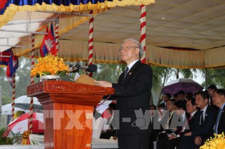 Tổng Bí thư Nguyễn Phú Trọng dự lễ khánh thành Đài Hữu nghị Việt Nam – Campuchia