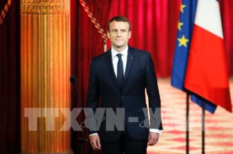 Tỷ lệ ủng hộ Tổng thống Pháp Macron giảm mạnh