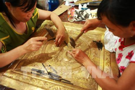 Nhiều làng nghề đối mặt với nguy cơ "chỉ duy trì, không phát triển"