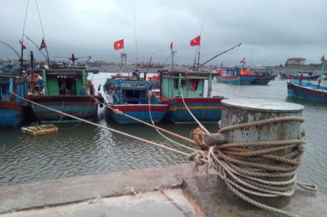 Bộ Công Thương yêu cầu đơn vị trực thuộc chủ động ứng phó với cơn bão số 4