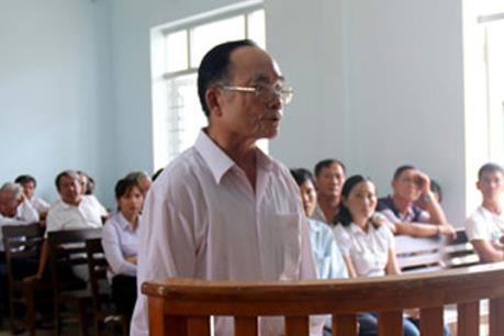 Phạt tù nguyên Chủ tịch Hội Văn học nghệ thuật Bình Thuận