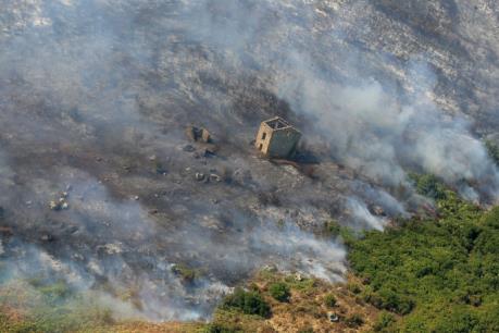 Pháp: 10.000 người sơ tán do đám cháy rừng mới bùng phát