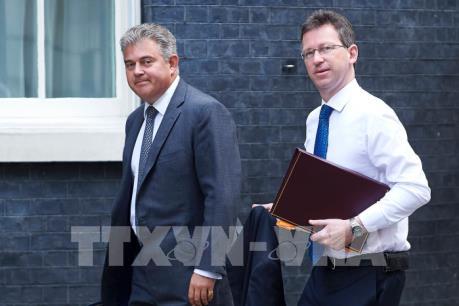 Anh tuyên bố chấm dứt tự do đi lại với EU