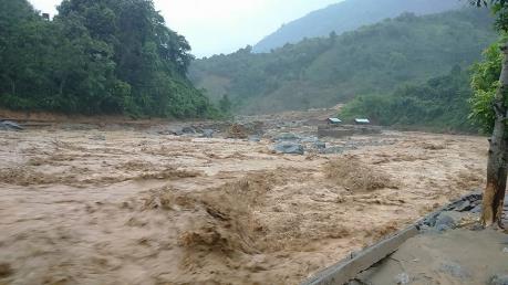 Việt Nam đề nghị Trung Quốc hỗ trợ lo hậu sự cho các công dân thiệt mạng do lũ quét