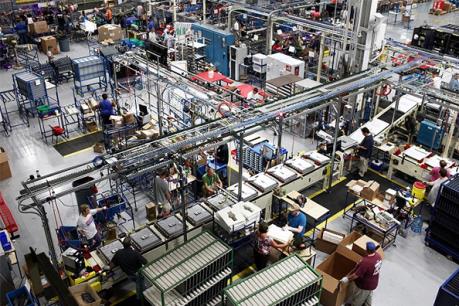 Lĩnh vực chế tạo của Trung Quốc tăng trưởng 12 tháng liên tiếp