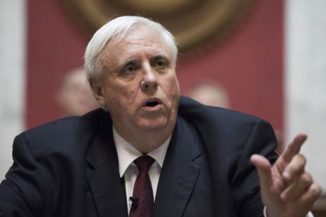 Mỹ: Thống đốc Tây Virginia bỏ đảng Dân chủ sang đảng Cộng hòa