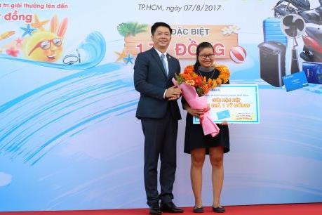 Sacombank trao thưởng 1 tỷ đồng cho khách hàng may mắn