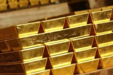 Giá vàng châu Á đi lên giữa bối cảnh đồng USD yếu