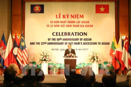 Thủ tướng Nguyễn Xuân Phúc dự Lễ kỷ niệm 50 năm ngày thành lập ASEAN 