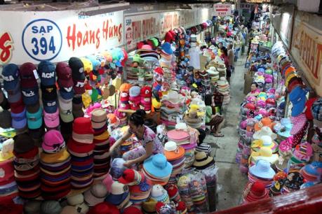 Tiến độ nâng cấp, sửa chữa chợ An Đông quá chậm khiến tiểu thương "bức xúc"