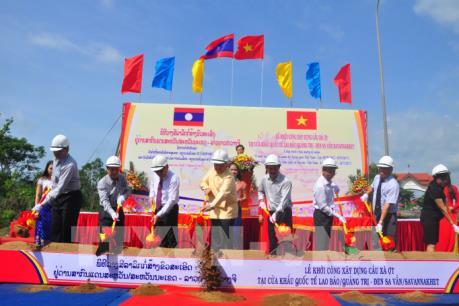 Khởi công xây cầu Xà Ợt tại Cửa khẩu Quốc tế Lao Bảo - Đensavẳn