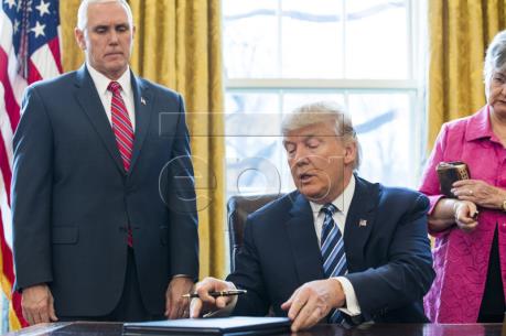 Mỹ chính thức điều tra hoạt động vi phạm bản quyền trí tuệ của Trung Quốc