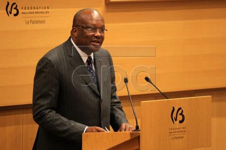 Tổng thống Burkina Faso tuyên bố quốc tang sau vụ tấn công quán cà phê